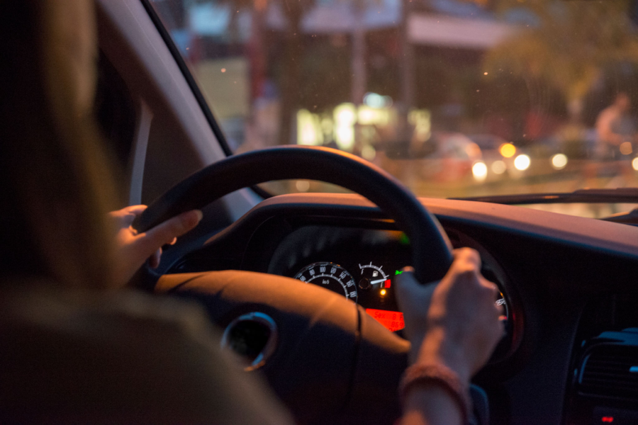 Condução Noturna Segura: a importância das Luzes de Cruzamento