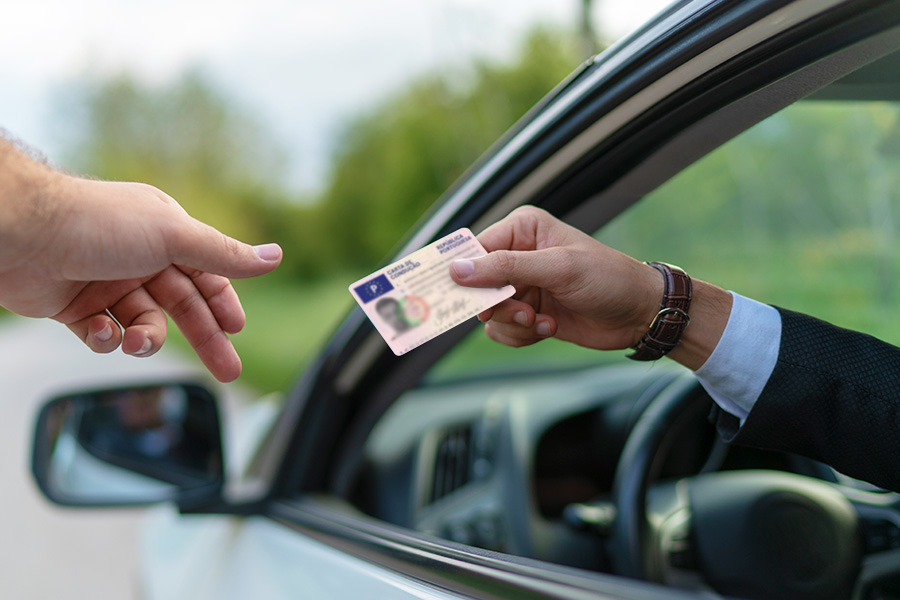 Veículos que pode conduzir com a carta de condução de categoria B